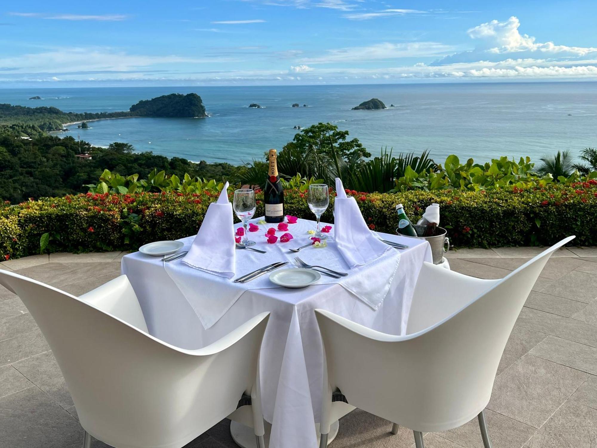 Hotel La Mariposa มานูเอล อันโตนิโอ ภายนอก รูปภาพ