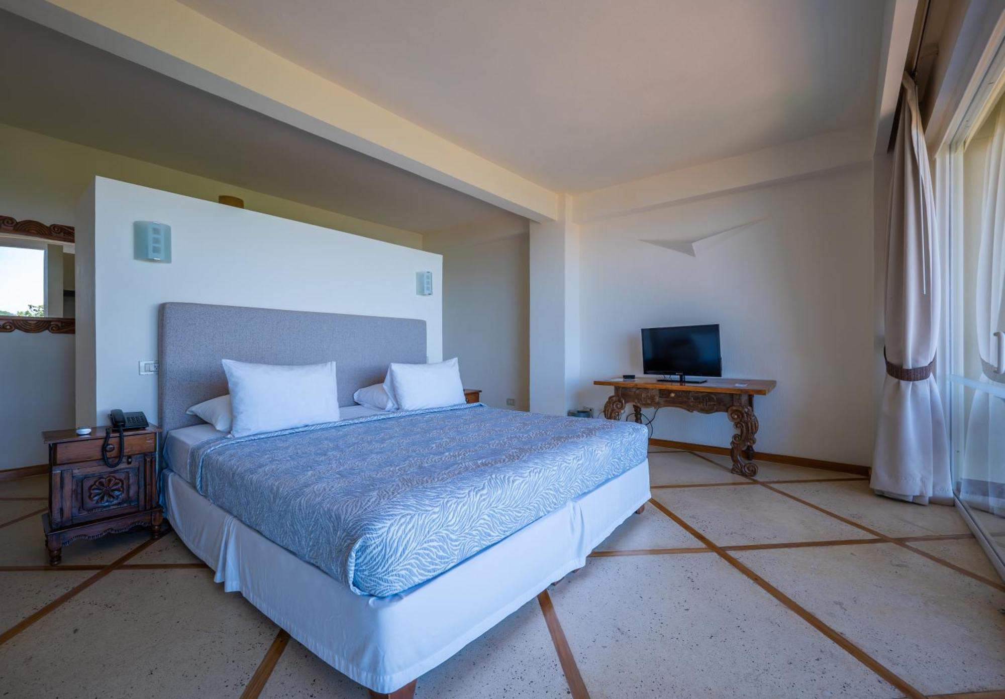Hotel La Mariposa มานูเอล อันโตนิโอ ภายนอก รูปภาพ